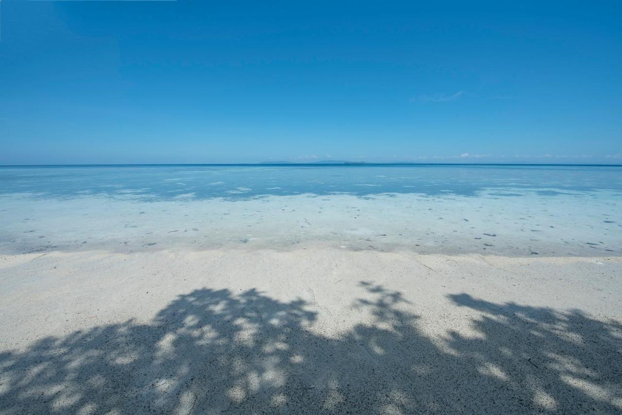 Papua Paradise Eco Resort Pulau Birie Exterior photo
